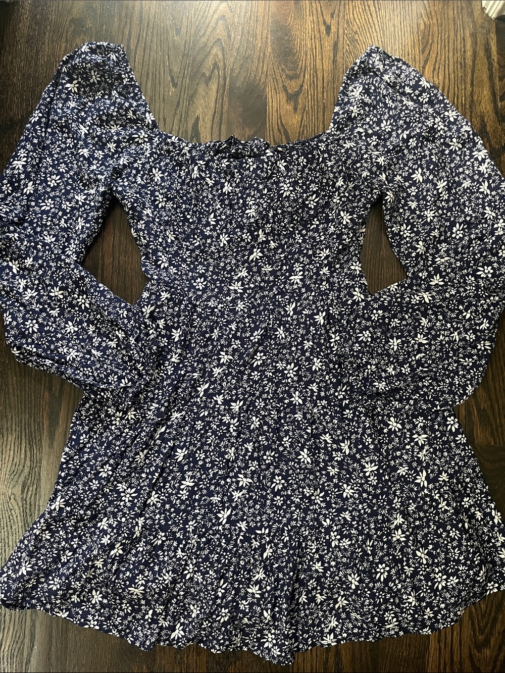 Altar'd State Navy & White Floral Smocked Dress size Med - Picture 1 of 6
